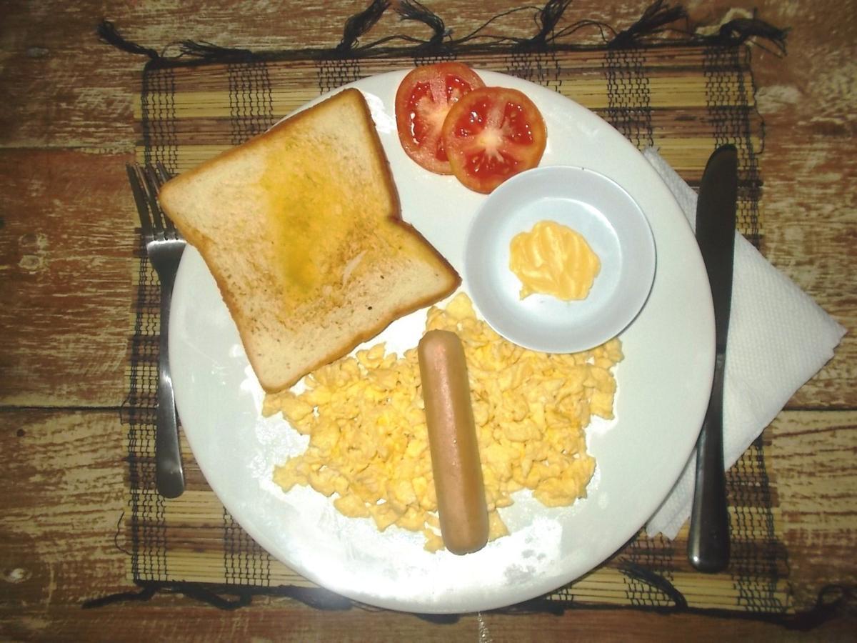 Szabrian Hostel 丹帕沙 外观 照片